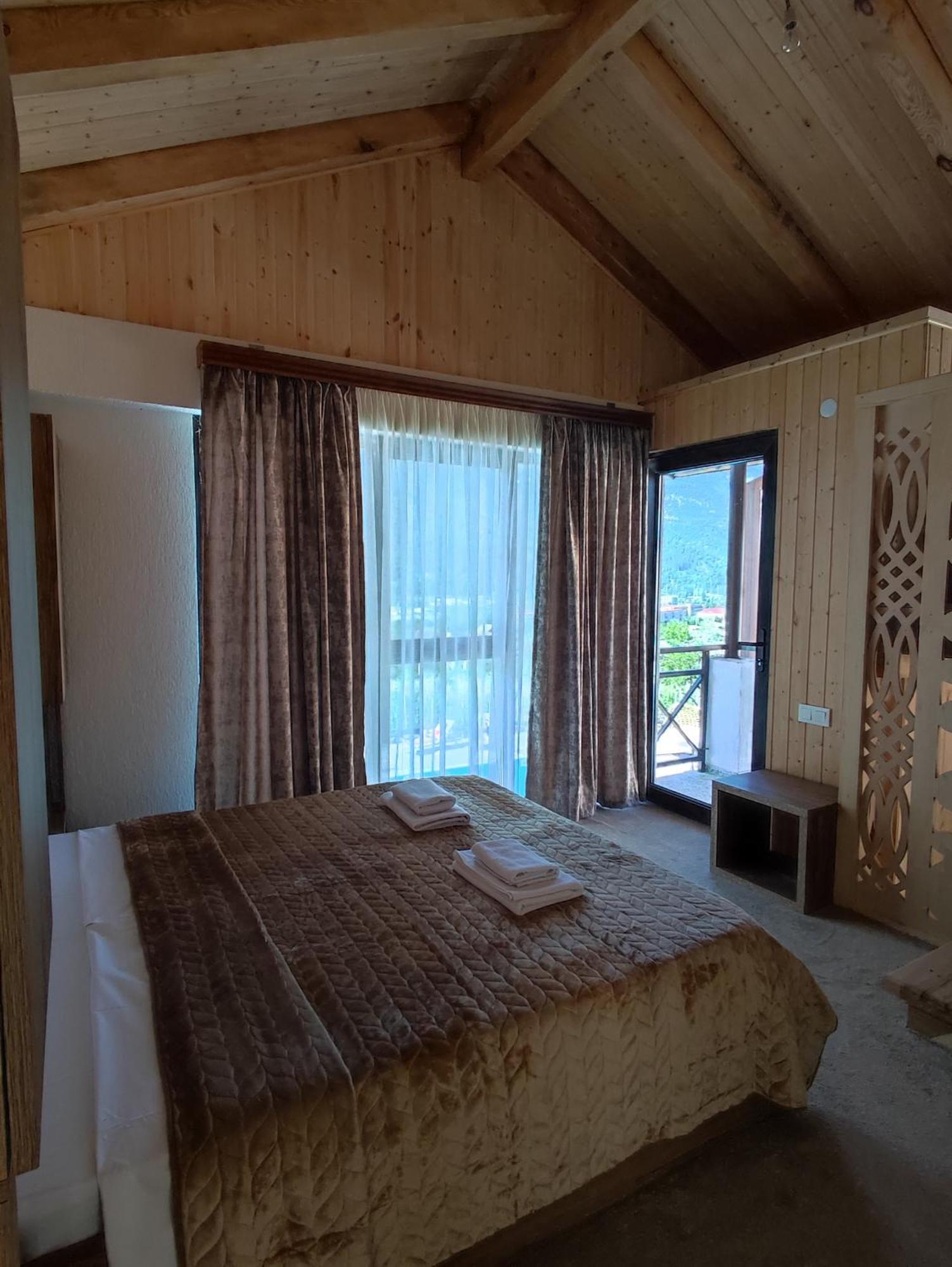 Belvedere Hotel Ambrolauri Luaran gambar