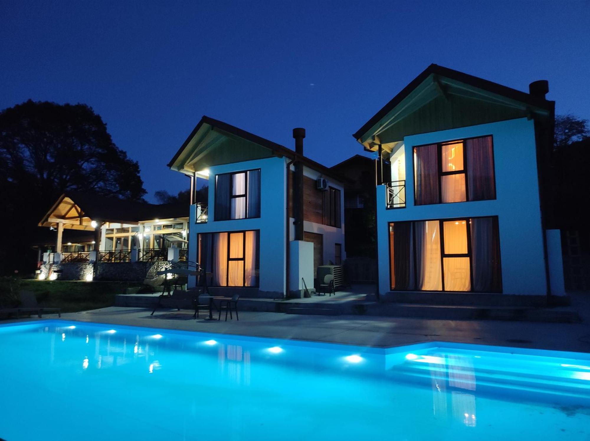 Belvedere Hotel Ambrolauri Luaran gambar